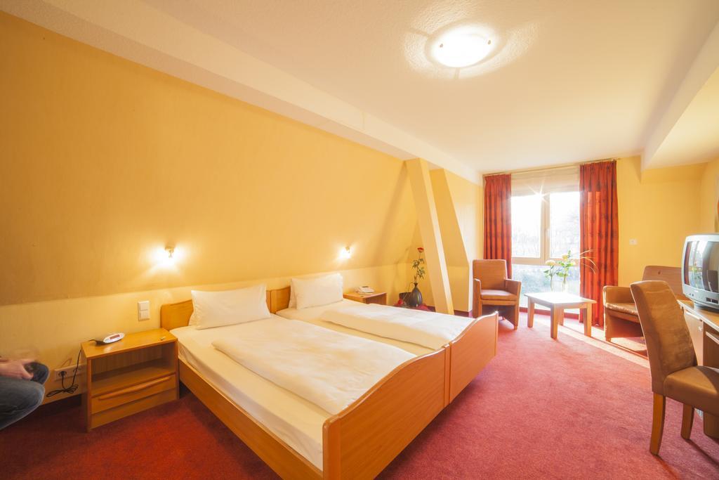 Hotel Backenköhler Ganderkesee Exterior foto